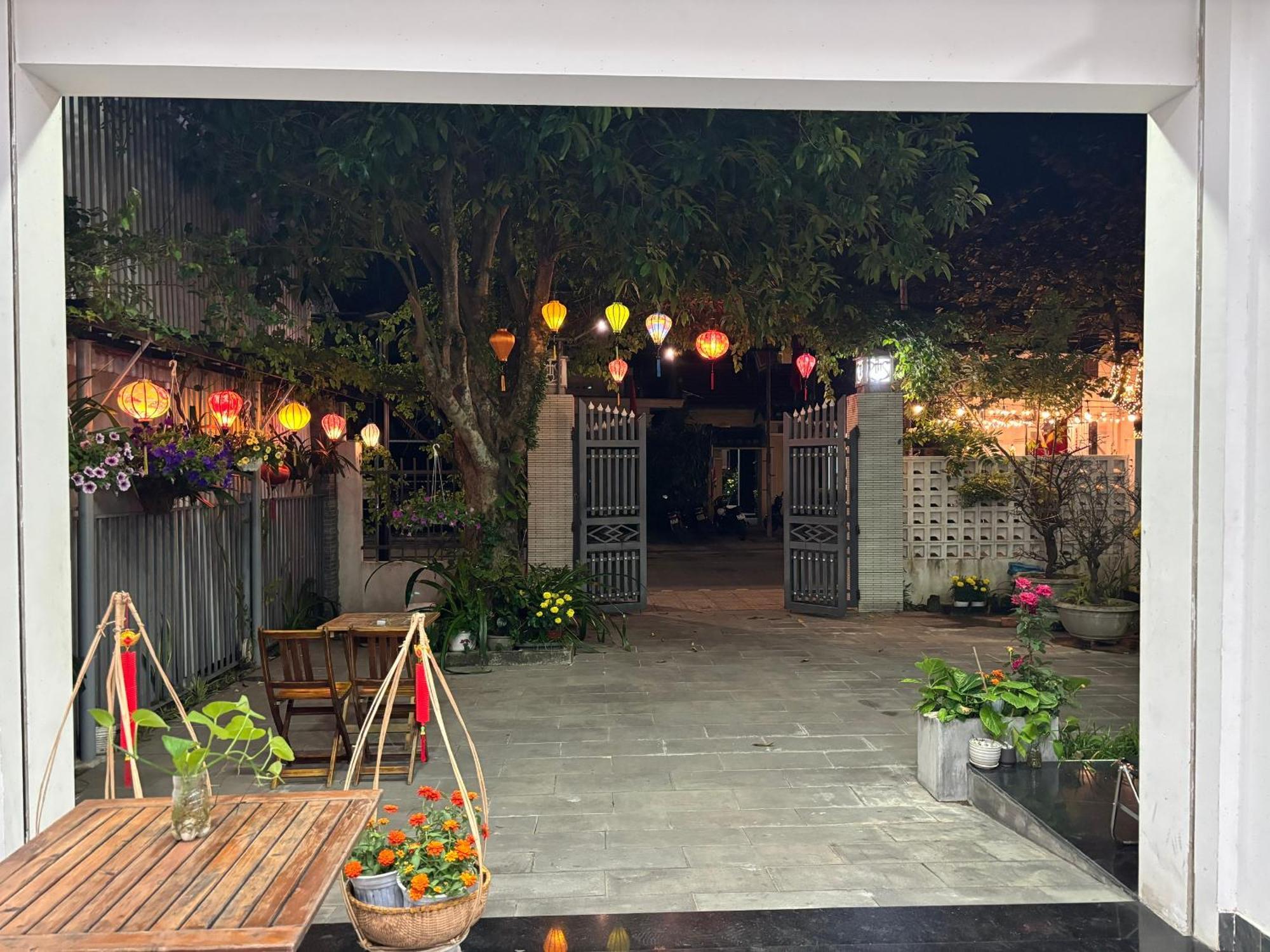 Homestay Phuong House Хойан Экстерьер фото